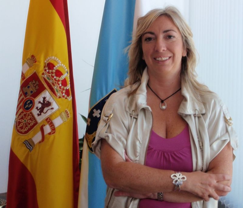 fulllucia_molares.jpg