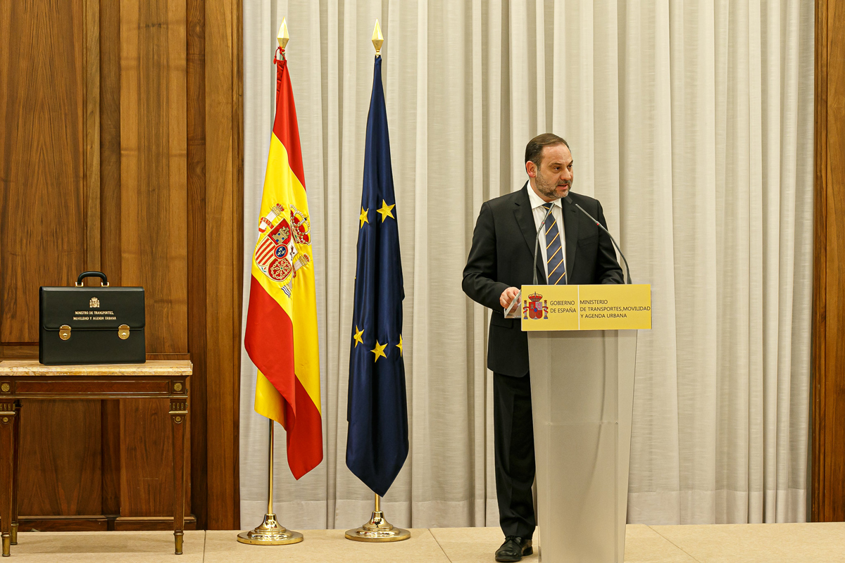 toma_posesion_ministro_13012020.jpg